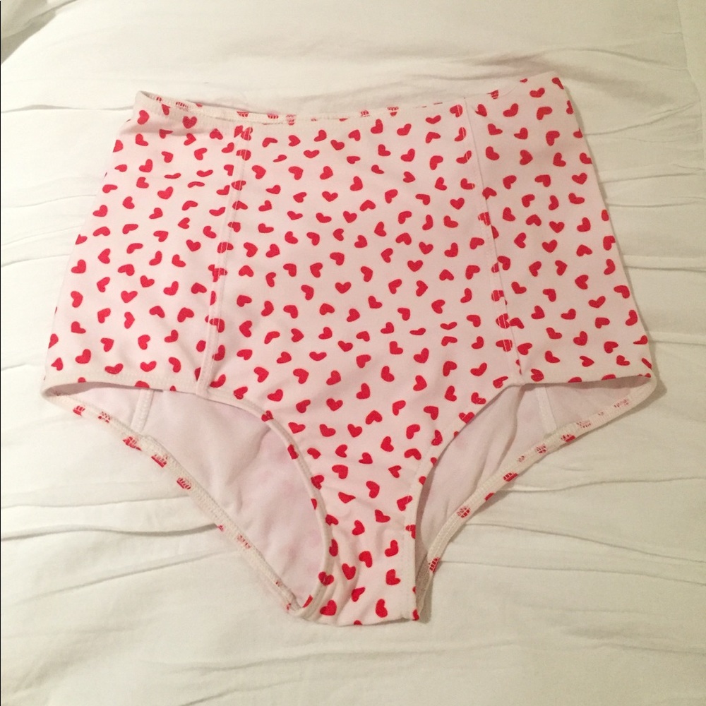 XS Kortni Jeane swimmer!